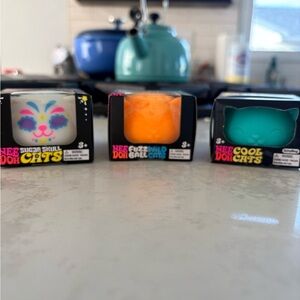 Cool Cats Teal Stress Toy - NeeDoh